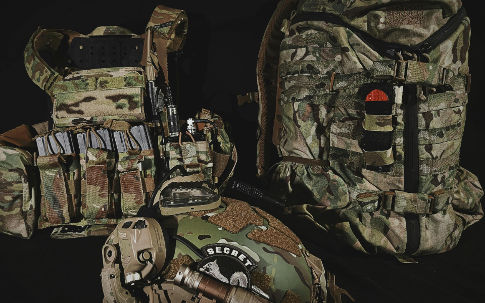 military-vest960x600